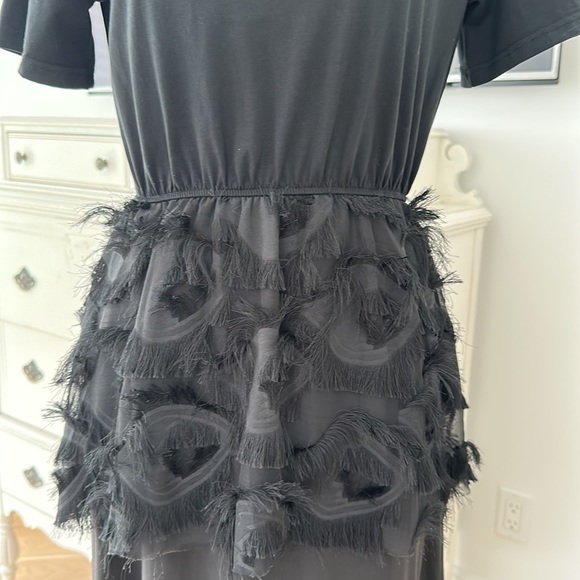 Faux Feathered Dress - Picture 5 of 7